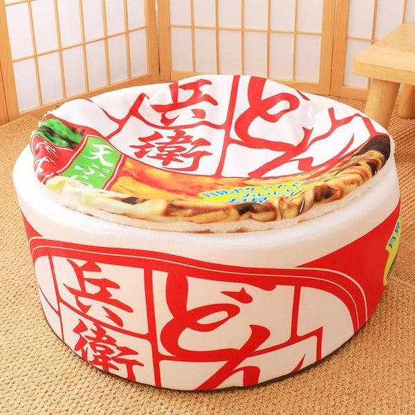 Cup Noodles Shaped Cat House