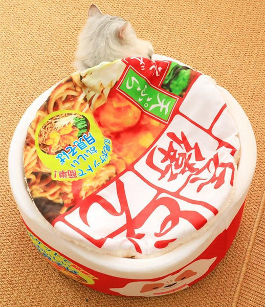 Cup Noodles Shaped Cat House